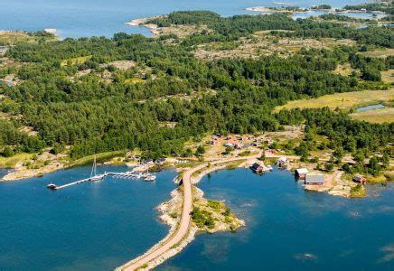  Changlong Saari: Upeat Maisemat ja Jännittäviä Vesiliukumäkiä!