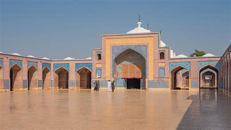  Shah Jahan Mosque: Istuva Ihme Lahoressa!